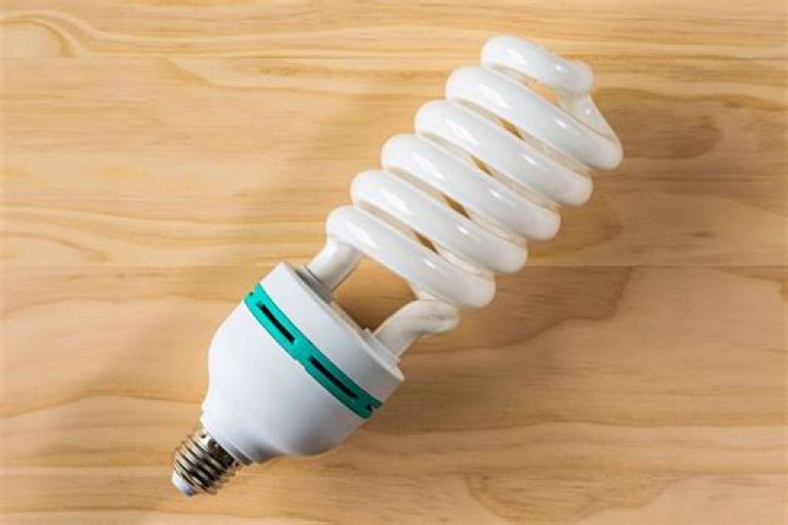 Are CFL bulbs good for growing?