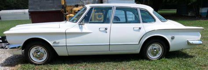 Did the valiant have a push button transmission?