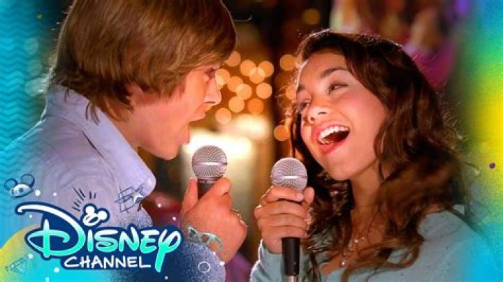 Do Troy and Gabriella actually sing?