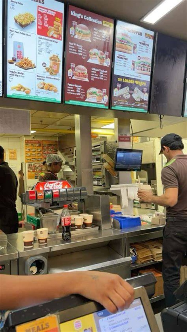 Does Burger King pay weekly?
