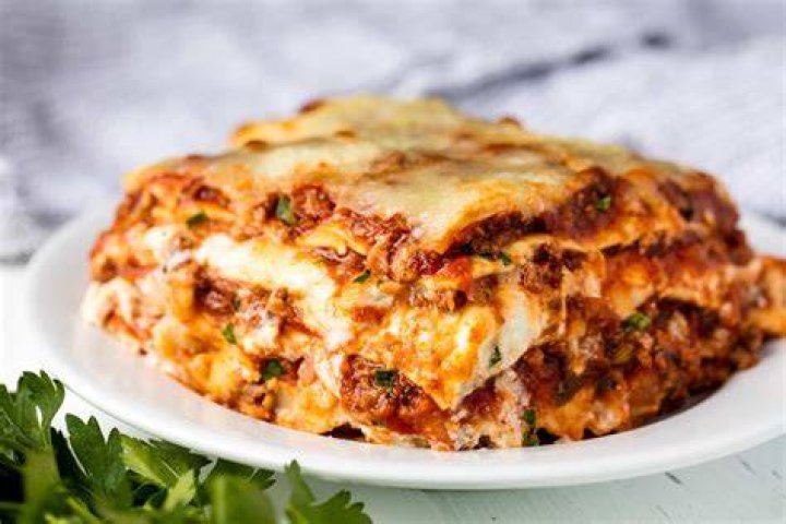 How would you describe lasagna?