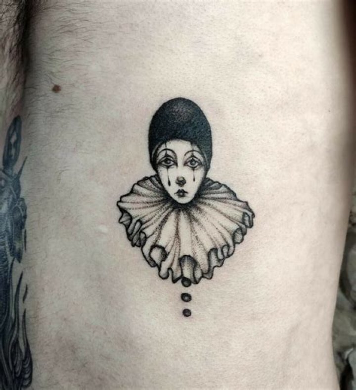 What does Pierrot symbolize?