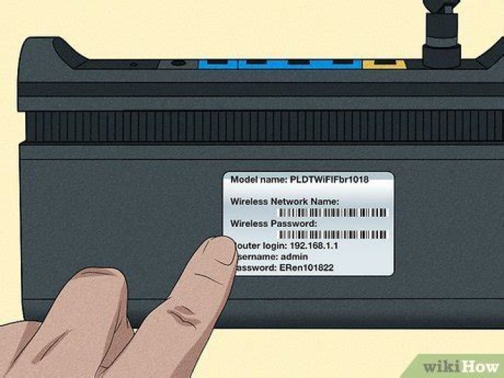 What is the default password for a iiNet router?