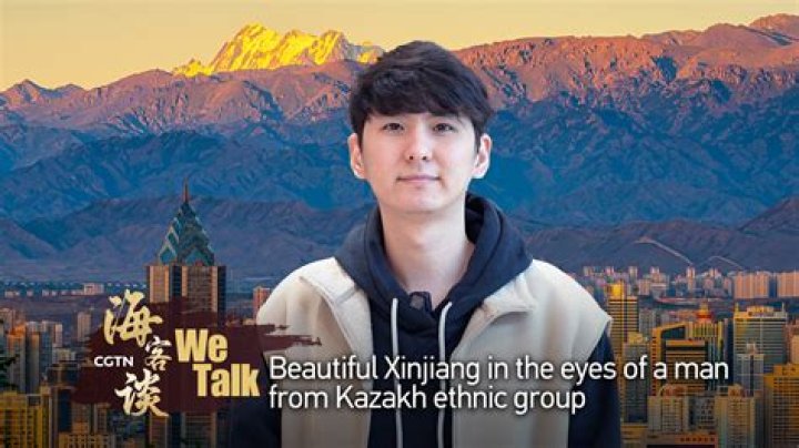 Where does Zhang Xin live?